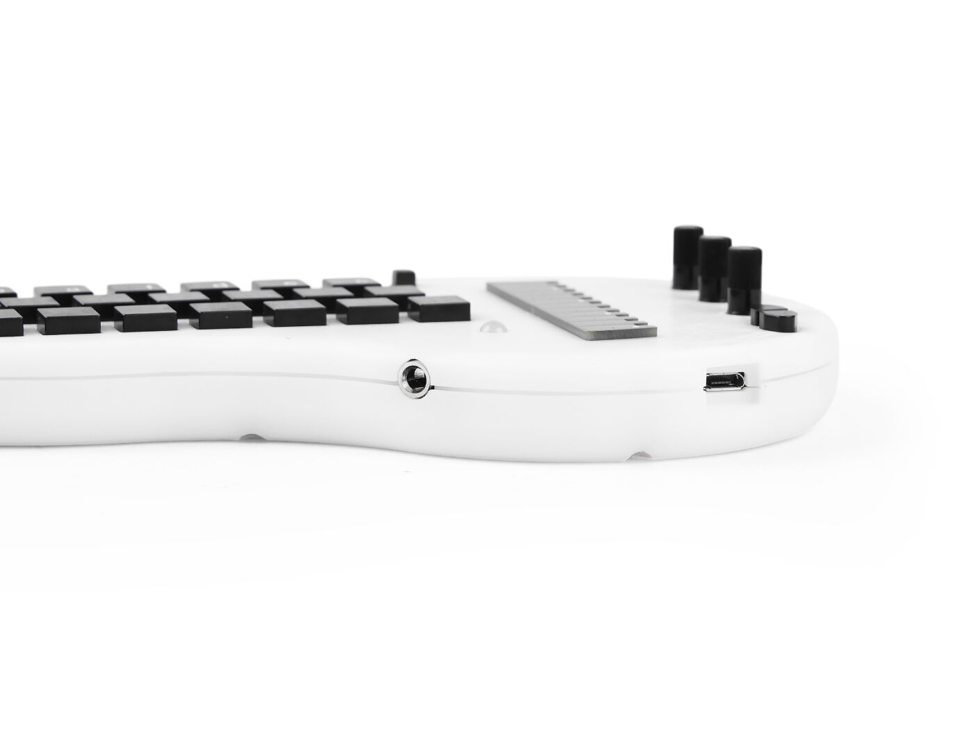 Minichord Synthesizer Mini Cho - Musical Instrument Vector บทวิจารณ์และราคา